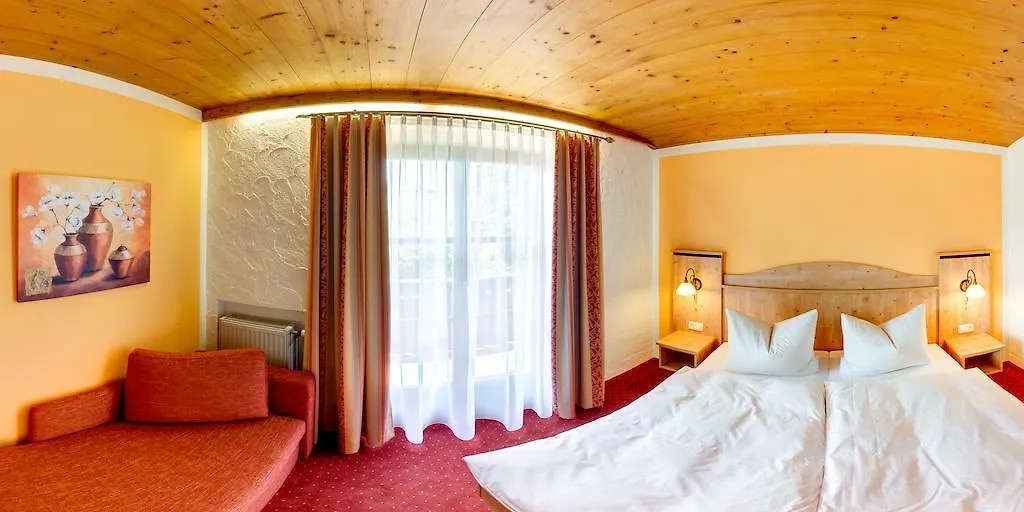 Landhotel Maximilian Schliersee 3*,